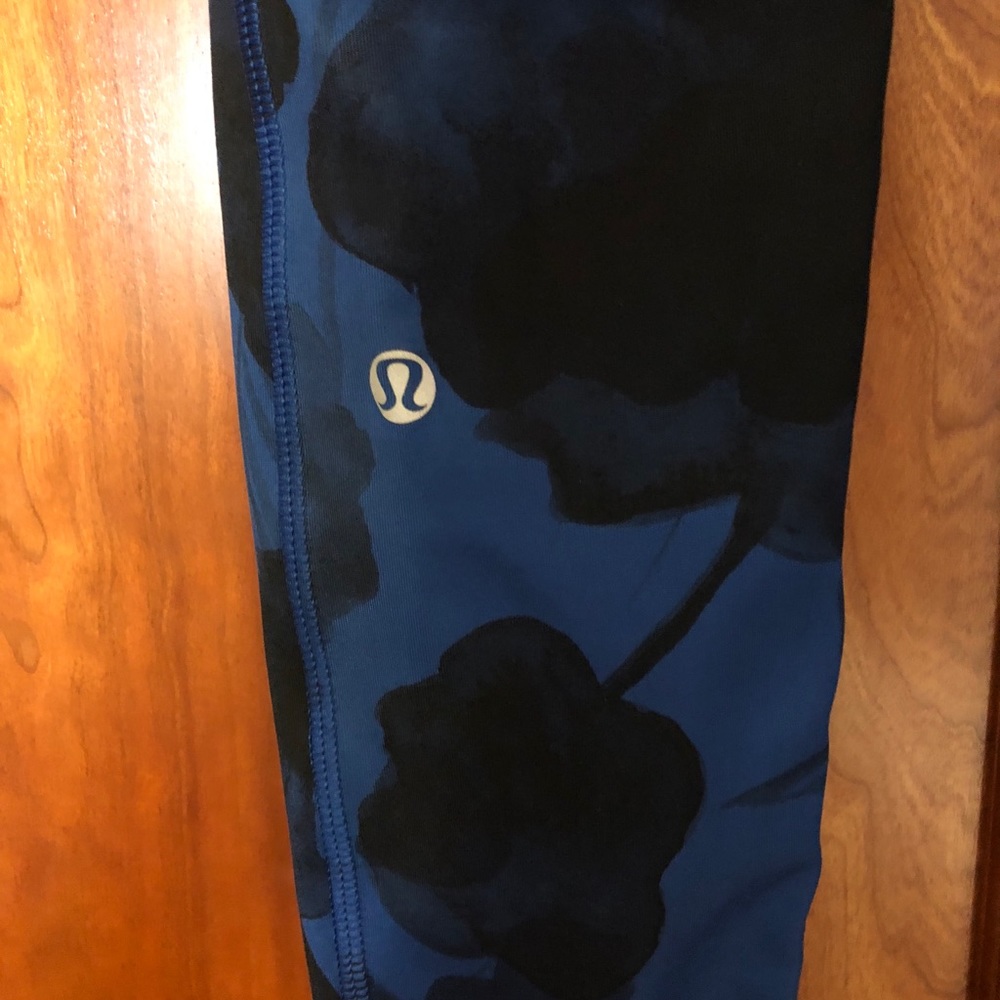 Lululemon Blue Patterned Leggings